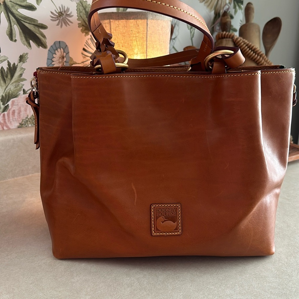 Dooney & Bourke Florentine Leather Large Zip Barlow Satchel